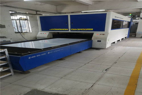 龍崗區(qū)廚房設備及商用廚具價格與計算機軟硬件批發(fā)全解析